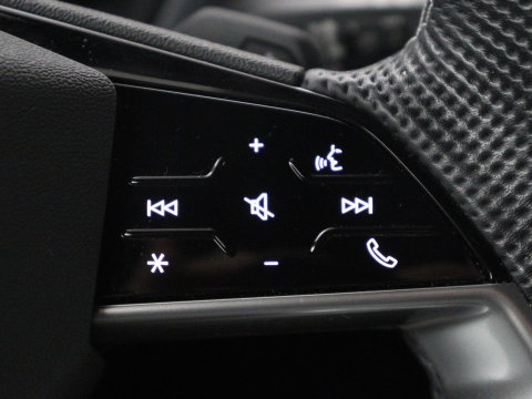 Audi Q4 e-Tron 40 77KWH 150 KW S-Line | SOH 96,3% | Half leder | Adaptive cruise | Stoelverwarming | Drive select | Navigatie | Carplay | Sfeerverlichting | Camera | Park assist | Elektrische achterklep