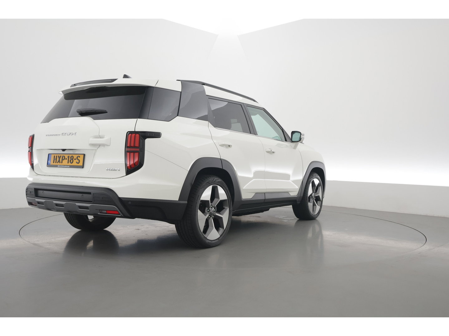 KGM Torres EVX Titanium 73.4 kWh | Pano | Navi | Keyless | 360cam | Stoel-Stuurverw. | Stoelvent. | Dodehoek. |