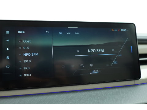 KGM Torres EVX Titanium 73.4 kWh | Pano | Navi | Keyless | 360cam | Stoel-Stuurverw. | Stoelvent. | Dodehoek. |