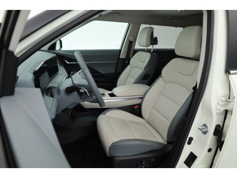 KGM Torres EVX Titanium 73.4 kWh | Pano | Navi | Keyless | 360cam | Stoel-Stuurverw. | Stoelvent. | Dodehoek. |