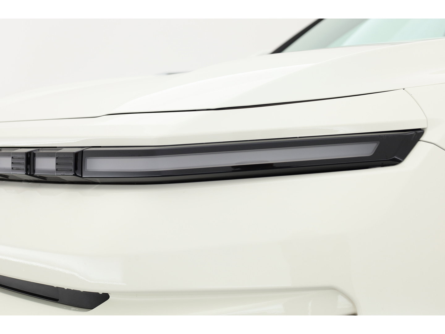 KGM Torres EVX Titanium 73.4 kWh | Pano | Navi | Keyless | 360cam | Stoel-Stuurverw. | Stoelvent. | Dodehoek. |