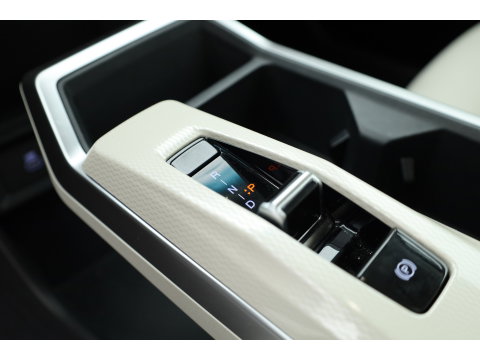 KGM Torres EVX Titanium 73.4 kWh | Pano | Navi | Keyless | 360cam | Stoel-Stuurverw. | Stoelvent. | Dodehoek. |