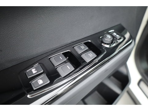 KGM Torres EVX Titanium 73.4 kWh | Pano | Navi | Keyless | 360cam | Stoel-Stuurverw. | Stoelvent. | Dodehoek. |