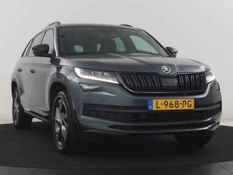 Škoda Kodiaq 1.5 TSI Sportline Business | Leder/alcantara | Memory | Cruise control | Stuur/stoel verwarming | Canton Sound | Carplay | Carplay | Camera | Park assist | Trekhaak | Elektrische achterklep