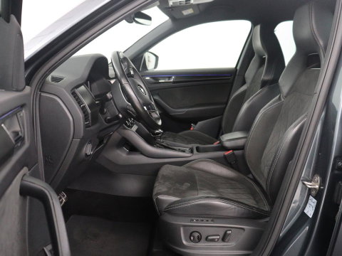 Škoda Kodiaq 1.5 TSI Sportline Business | Leder/alcantara | Memory | Cruise control | Stuur/stoel verwarming | Canton Sound | Carplay | Carplay | Camera | Park assist | Trekhaak | Elektrische achterklep