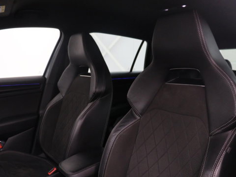 Škoda Kodiaq 1.5 TSI Sportline Business | Leder/alcantara | Memory | Cruise control | Stuur/stoel verwarming | Canton Sound | Carplay | Carplay | Camera | Park assist | Trekhaak | Elektrische achterklep