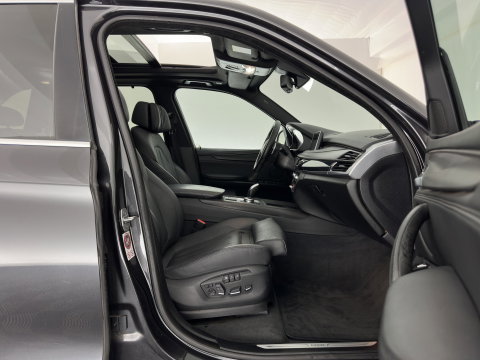 BMW X5 sDrive25d High Executive Aut. *PANO | LEATHER | FULL-LED | MEMORY-PACK | HIFI-SOUND | HEATED-COMFORTSEATS | NAVI-FULLMAP | SHIFT-PADDLES | PRIVACY-GLASS | AMBIENT-LIGHT | ECC | PDC | CRUISE | 19''ALU | TOWBAR*