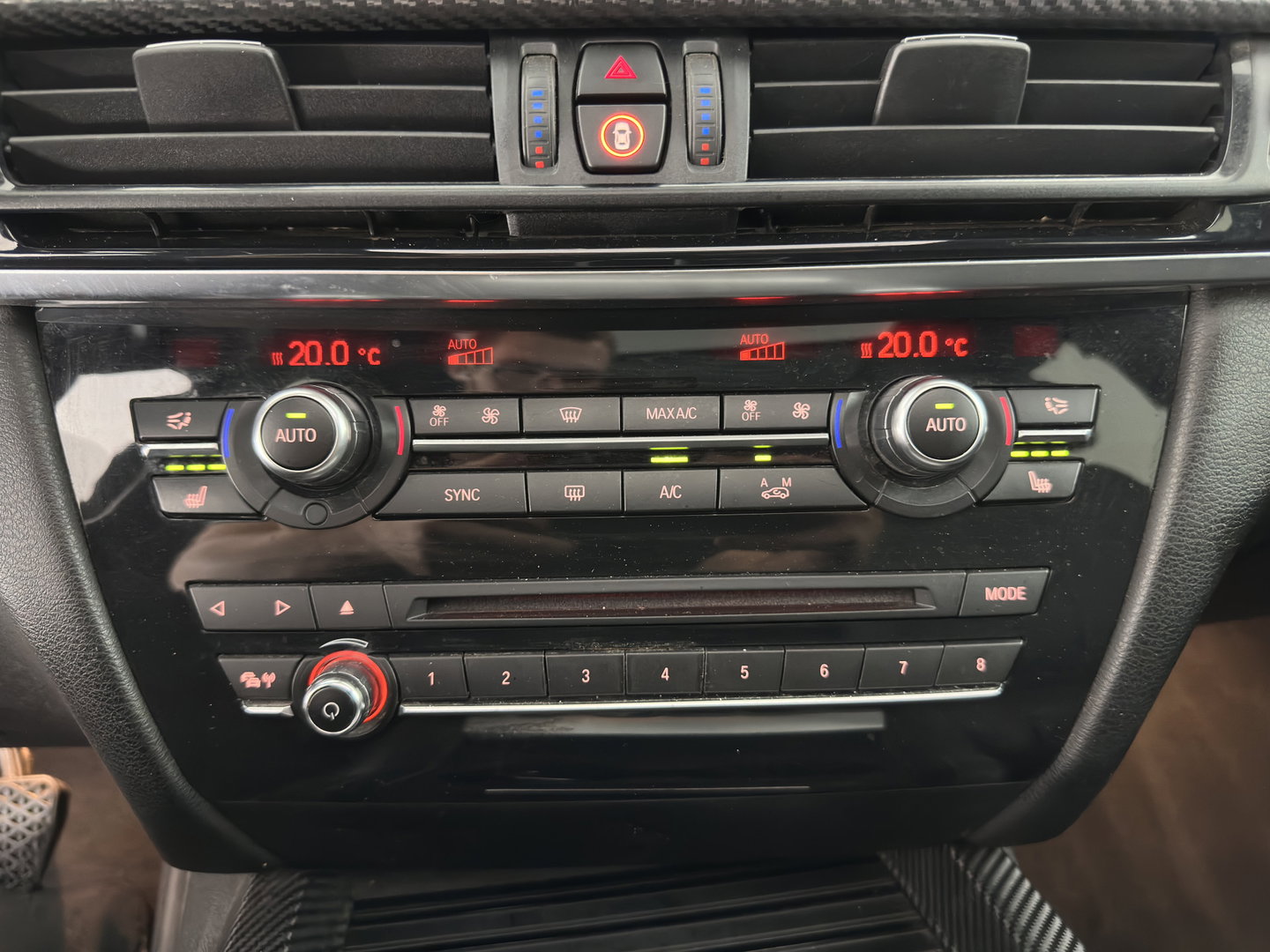 BMW X5 sDrive25d High Executive Aut. *PANO | LEATHER | FULL-LED | MEMORY-PACK | HIFI-SOUND | HEATED-COMFORTSEATS | NAVI-FULLMAP | SHIFT-PADDLES | PRIVACY-GLASS | AMBIENT-LIGHT | ECC | PDC | CRUISE | 19''ALU | TOWBAR*