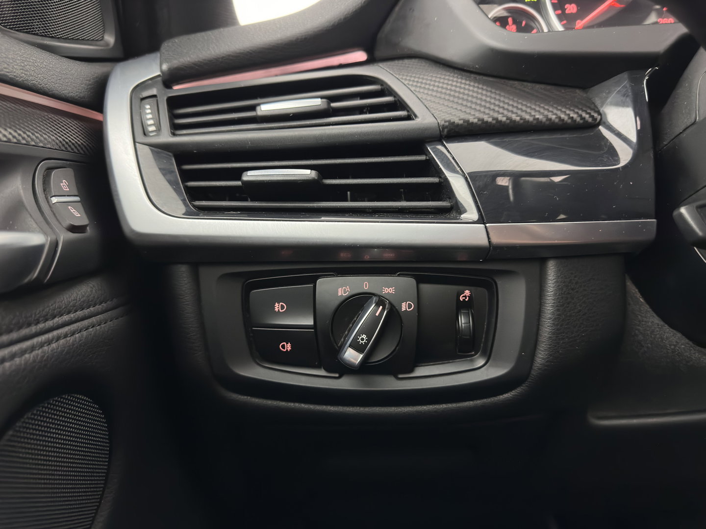 BMW X5 sDrive25d High Executive Aut. *PANO | LEATHER | FULL-LED | MEMORY-PACK | HIFI-SOUND | HEATED-COMFORTSEATS | NAVI-FULLMAP | SHIFT-PADDLES | PRIVACY-GLASS | AMBIENT-LIGHT | ECC | PDC | CRUISE | 19''ALU | TOWBAR*