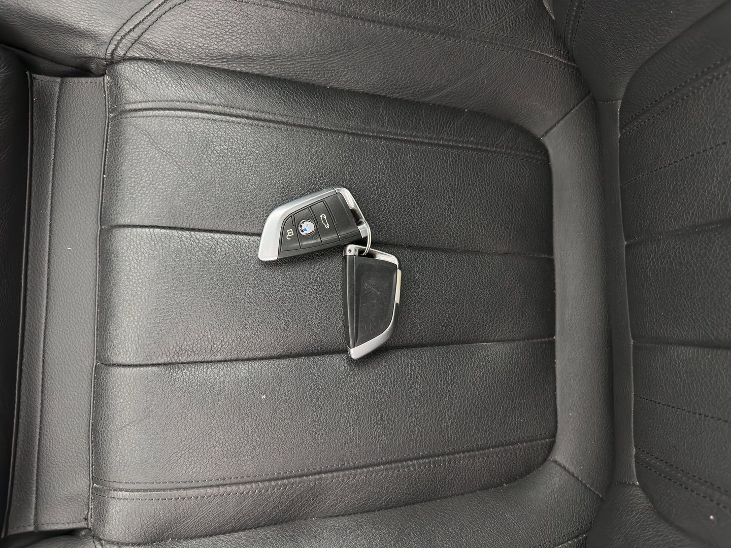 BMW X5 sDrive25d High Executive Aut. *PANO | LEATHER | FULL-LED | MEMORY-PACK | HIFI-SOUND | HEATED-COMFORTSEATS | NAVI-FULLMAP | SHIFT-PADDLES | PRIVACY-GLASS | AMBIENT-LIGHT | ECC | PDC | CRUISE | 19''ALU | TOWBAR*