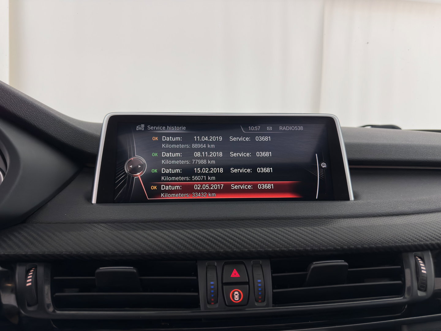 BMW X5 sDrive25d High Executive Aut. *PANO | LEATHER | FULL-LED | MEMORY-PACK | HIFI-SOUND | HEATED-COMFORTSEATS | NAVI-FULLMAP | SHIFT-PADDLES | PRIVACY-GLASS | AMBIENT-LIGHT | ECC | PDC | CRUISE | 19''ALU | TOWBAR*