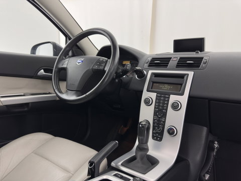 Volvo C30 1.6D S/S Kinetic *PANO | LEATHER | HEATED-COMFORTSEATS | NAVI-FULLMAP | ECC | PDC | CRUISE | 17''ALU*