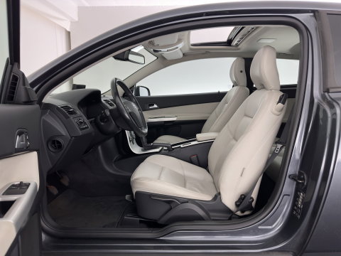 Volvo C30 1.6D S/S Kinetic *PANO | LEATHER | HEATED-COMFORTSEATS | NAVI-FULLMAP | ECC | PDC | CRUISE | 17''ALU*