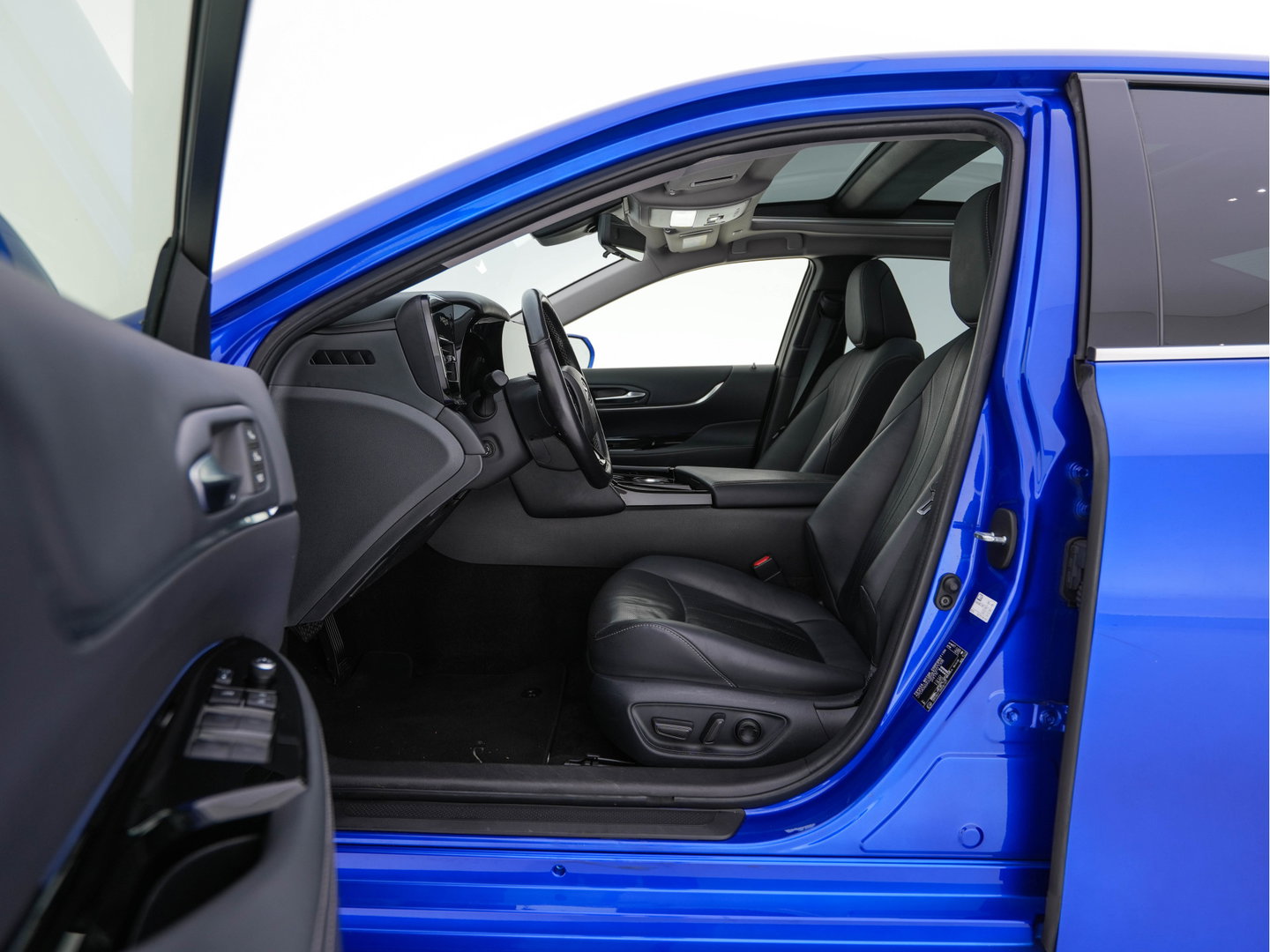 Toyota Mirai Prestige [ HYDROGEN ] (INCL.BTW) Aut. *PANO | HEAD-UP | LEATHER | FULL-LED | TOP-VIEW | ADAPTIVE-CRUISE | BLIND-SPOT | HEATED-COMFORTSEATS | KEYLESS | PRIVACY-GLASS | AMBIENT-LIGHT | ECC | PDC | 20''ALU*