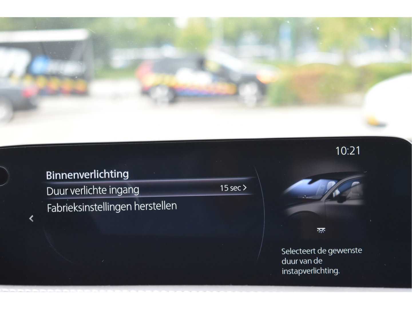 Mazda CX-30 2.0 e-SkyActiv-X M 186 pk Hybrid Exclusive-line | NL-Auto | HUD | Afn.trekhaak | Open dak | BOSE | 360 gr.camera | Keyless | Memorystoel | Full LED