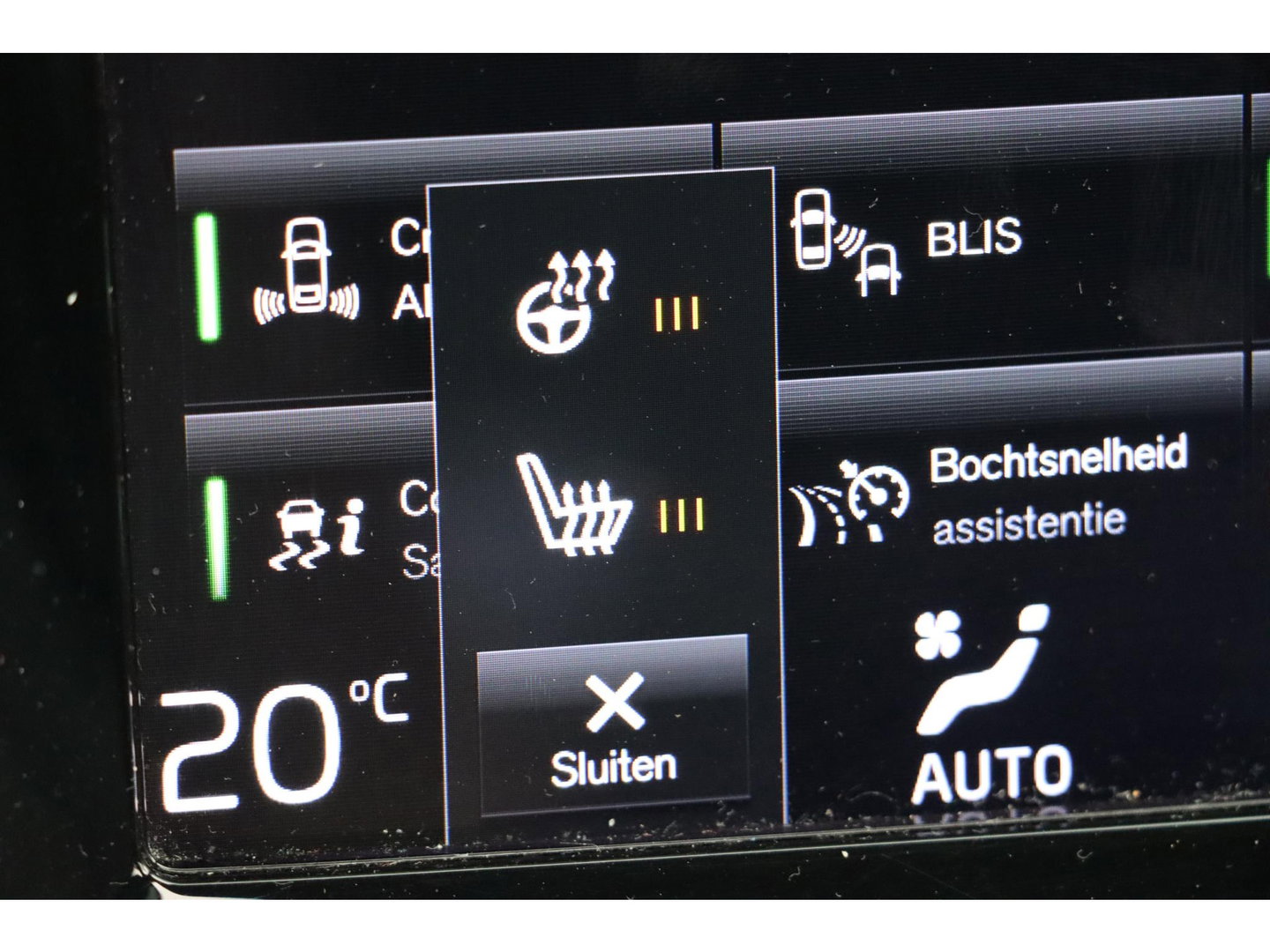 Volvo V60 2.0 T8 Recharge AWD R-Design Panoramadak