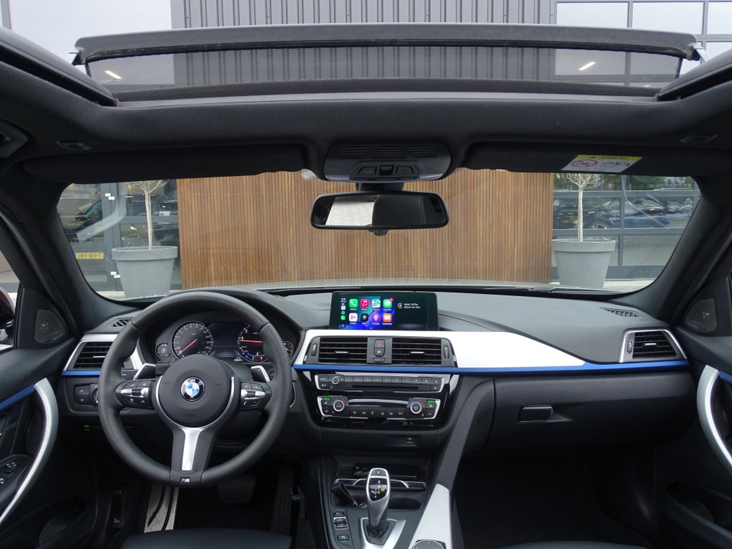 BMW 3 Serie Touring 340i 327PK M-sport / individual / Harman Kardon / ACC / Pano / Head-Up