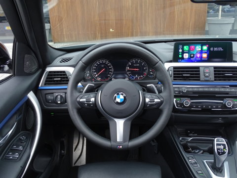 BMW 3 Serie Touring 340i 327PK M-sport / individual / Harman Kardon / ACC / Pano / Head-Up