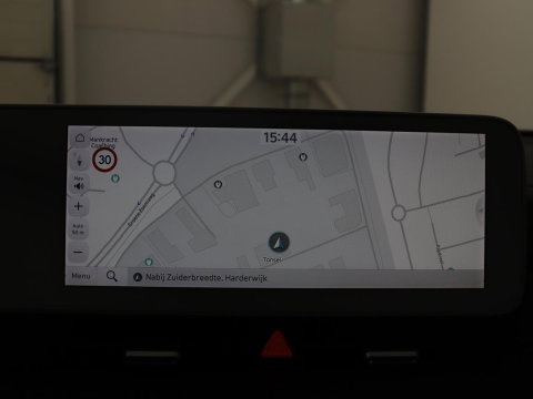 Hyundai IONIQ 5 Connect+ 77.4 kWh | SOH 95,1% | Half leder | Adaptive cruise | 360 camera | Park assist | Stuur/stoelverwarming | Carplay | Climate control | Elektrische achterklep