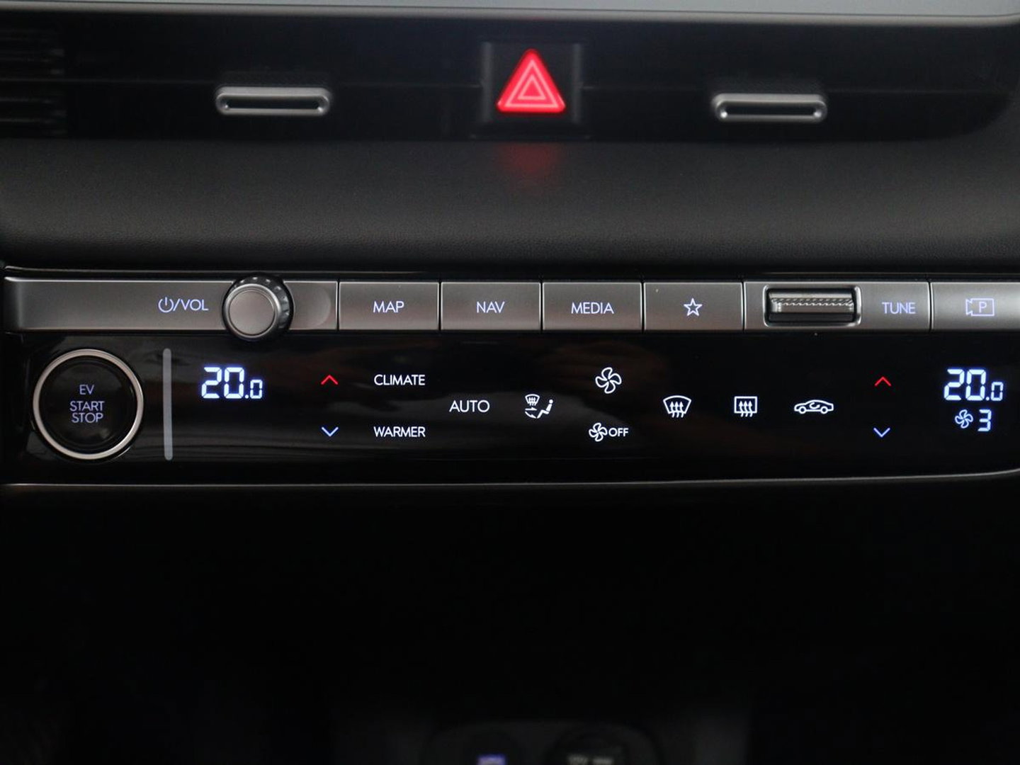 Hyundai IONIQ 5 Connect+ 77.4 kWh | SOH 95,1% | Half leder | Adaptive cruise | 360 camera | Park assist | Stuur/stoelverwarming | Carplay | Climate control | Elektrische achterklep