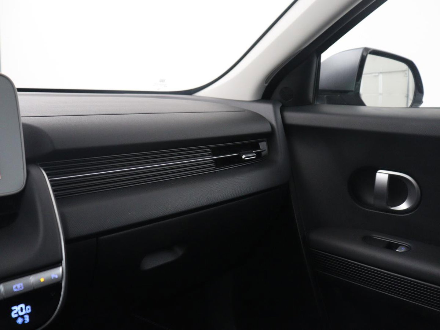 Hyundai IONIQ 5 Connect+ 77.4 kWh | SOH 95,1% | Half leder | Adaptive cruise | 360 camera | Park assist | Stuur/stoelverwarming | Carplay | Climate control | Elektrische achterklep