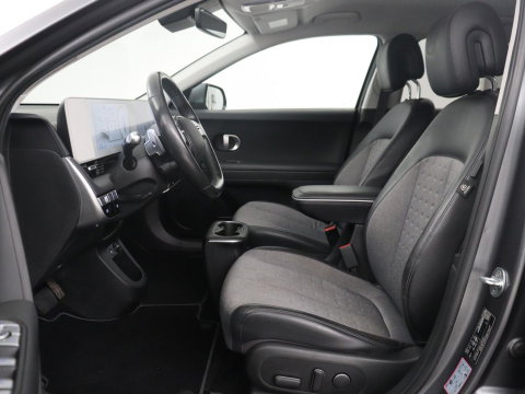 Hyundai IONIQ 5 Connect+ 77.4 kWh | SOH 95,1% | Half leder | Adaptive cruise | 360 camera | Park assist | Stuur/stoelverwarming | Carplay | Climate control | Elektrische achterklep