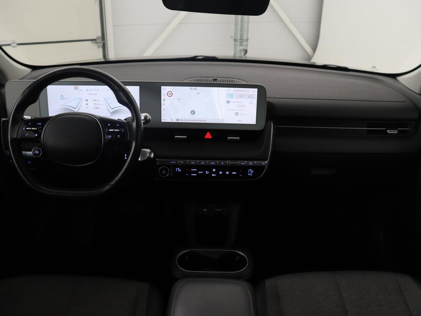 Hyundai IONIQ 5 Connect+ 77.4 kWh | SOH 95,1% | Half leder | Adaptive cruise | 360 camera | Park assist | Stuur/stoelverwarming | Carplay | Climate control | Elektrische achterklep