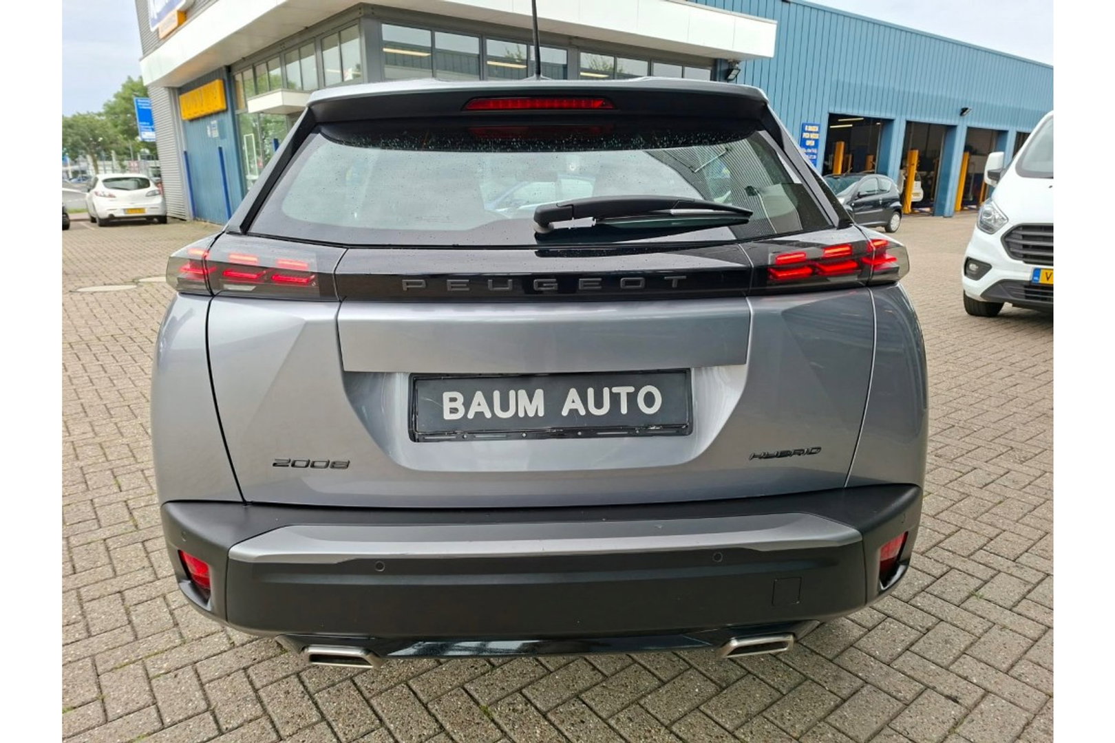 Peugeot 2008 1.2 HYBRIDE 136 STYLE AUTOMAAT AIRCO PDC CARPLAY