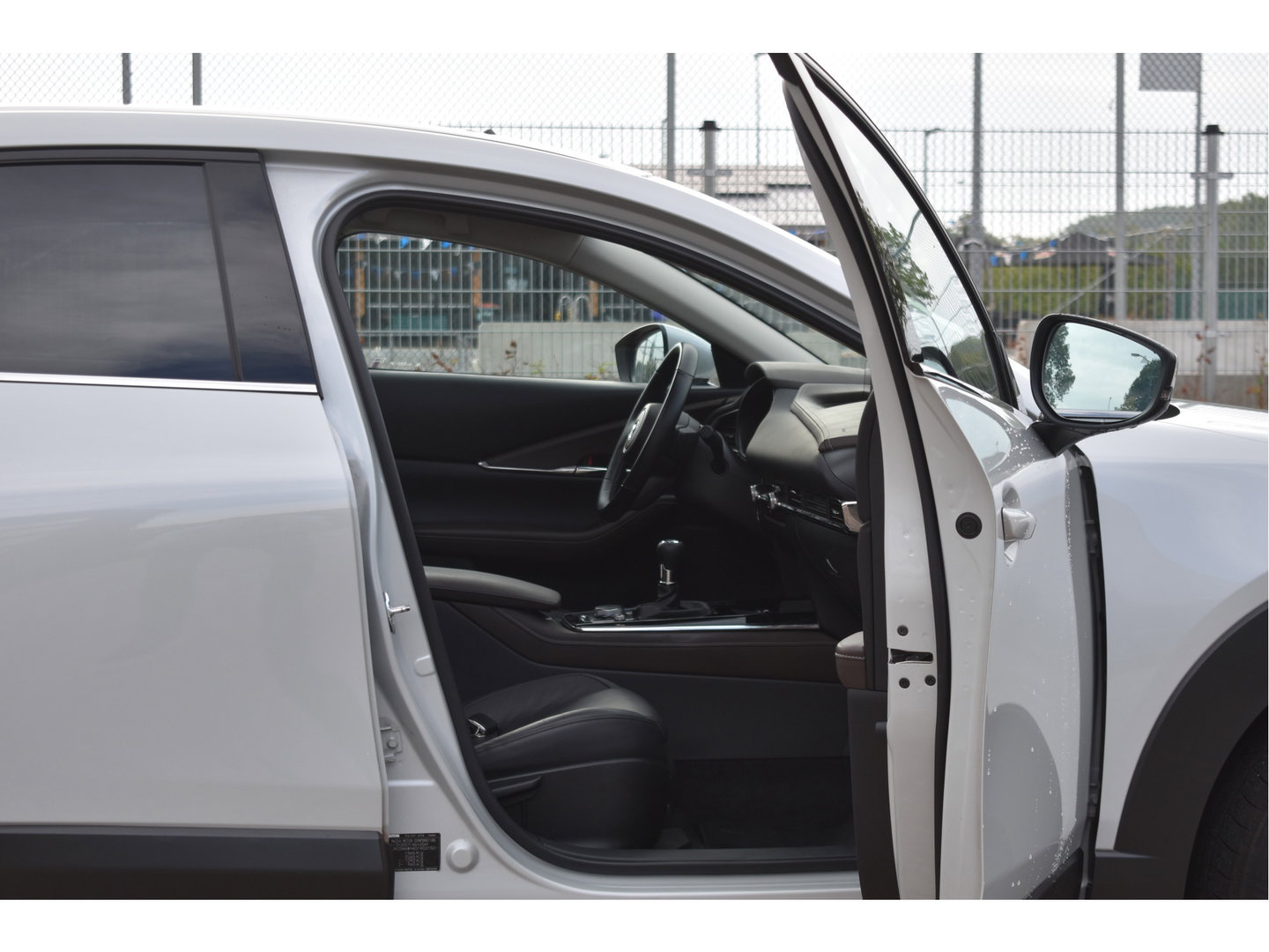 Mazda CX-30 2.0 e-SkyActiv-X M 186 pk Hybrid Exclusive-line | NL-Auto | HUD | Afn.trekhaak | Open dak | BOSE | 360 gr.camera | Keyless | Memorystoel | Full LED