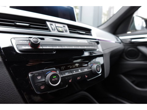 BMW X1 XDrive25e Executive PANO NAVI CAM VOL