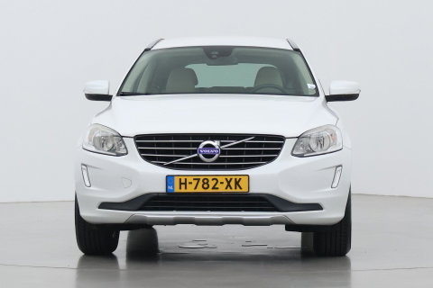 Volvo XC60 T5 Momentum | Elektrische Stoel + Memory | Stoelverwarming | Trekhaak | Cruise Control