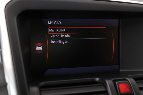 Volvo XC60 T5 Momentum | Elektrische Stoel + Memory | Stoelverwarming | Trekhaak | Cruise Control