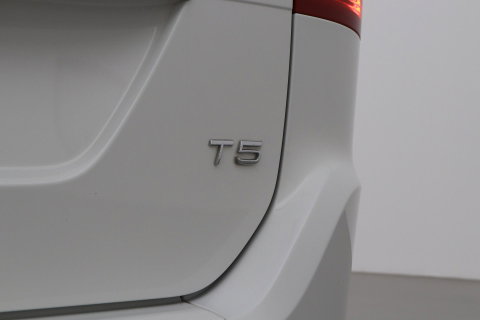 Volvo XC60 T5 Momentum | Elektrische Stoel + Memory | Stoelverwarming | Trekhaak | Cruise Control