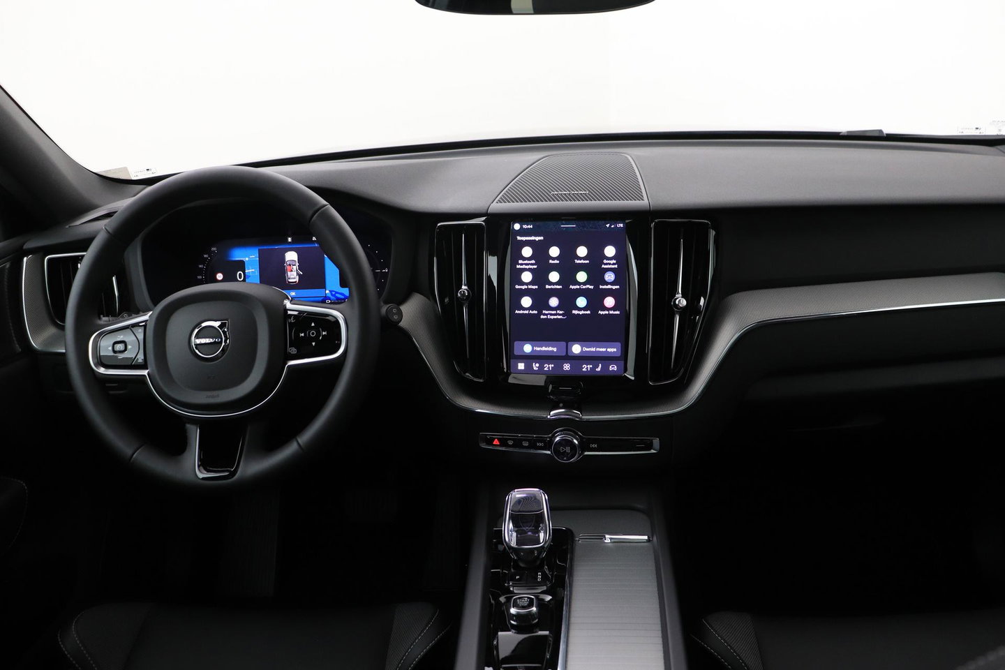 Volvo XC60 T6 Plus Black Edition | Harman/Kardon | Panoramadak | 360-camera | 21 Inch