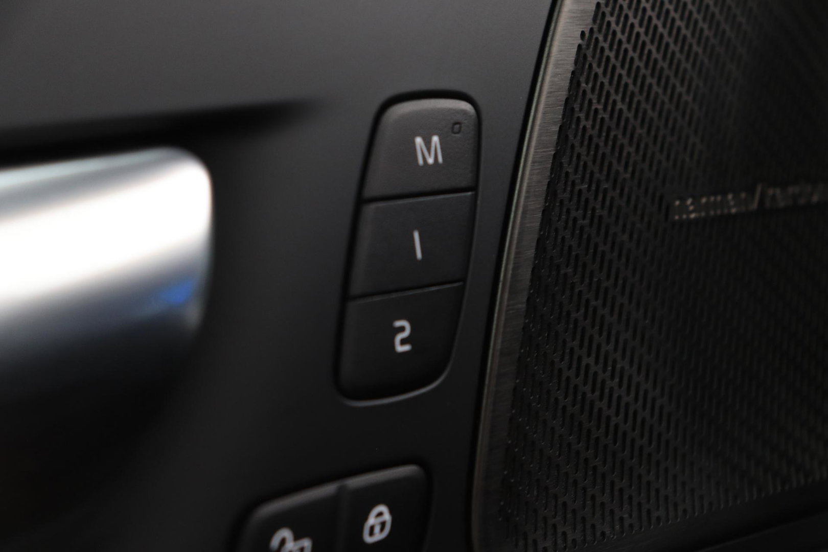 Volvo XC60 T6 Plus Black Edition | Harman/Kardon | Panoramadak | 360-camera | 21 Inch