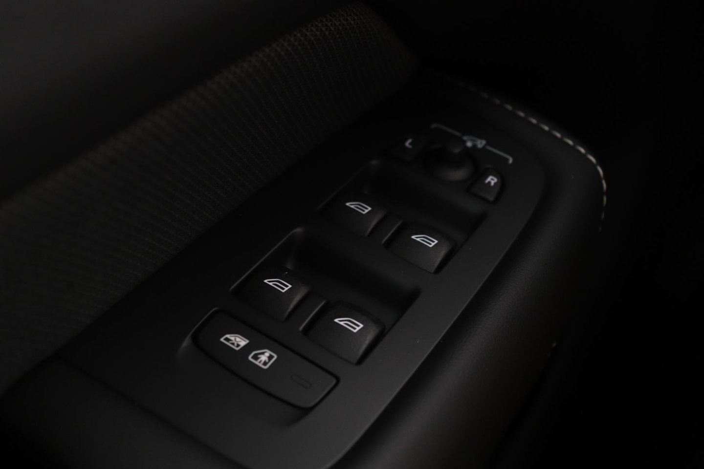Volvo XC60 T6 Plus Black Edition | Harman/Kardon | Panoramadak | 360-camera | 21 Inch