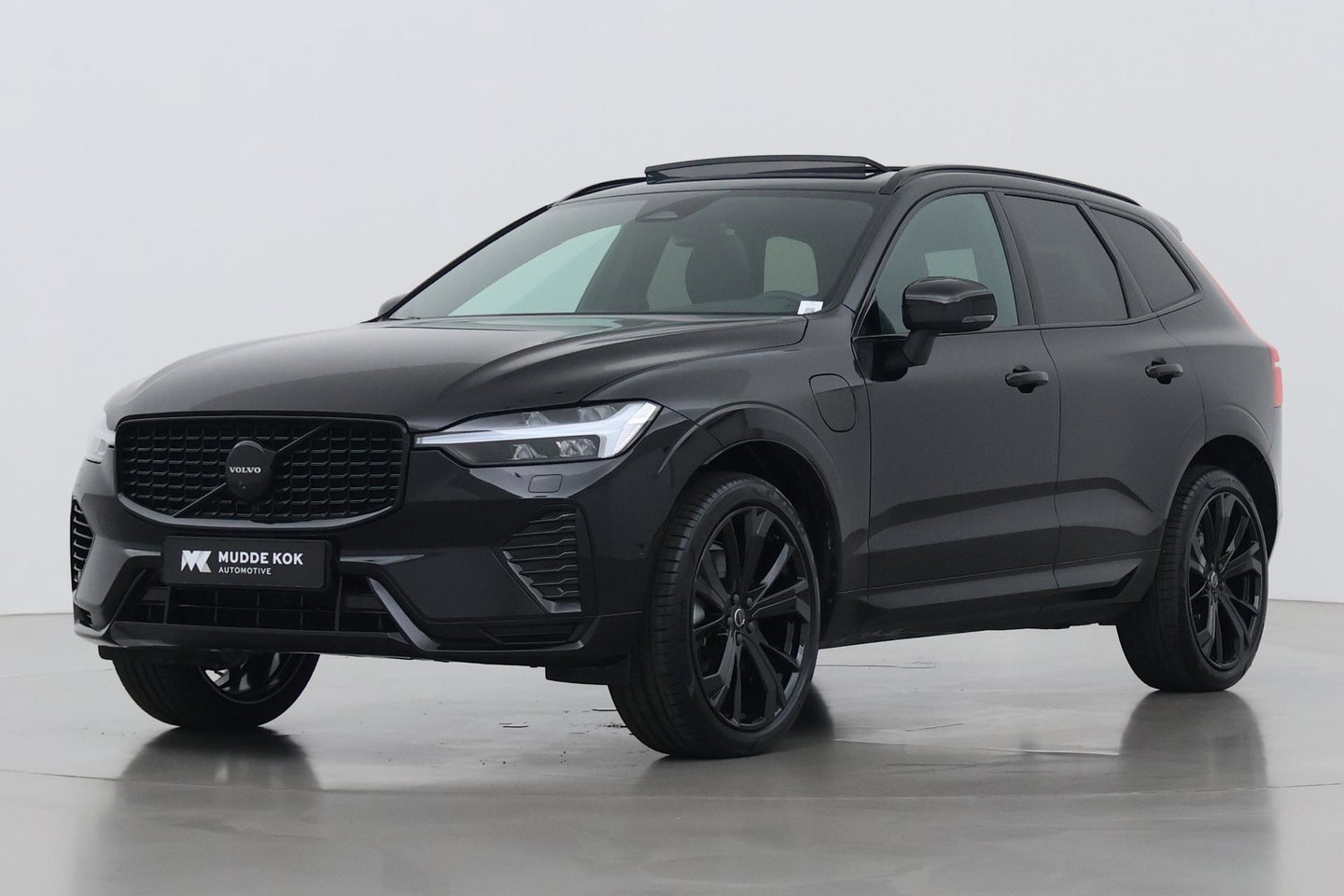 Volvo XC60 T6 Plus Black Edition | Harman/Kardon | Panoramadak | 360-camera | 21 Inch