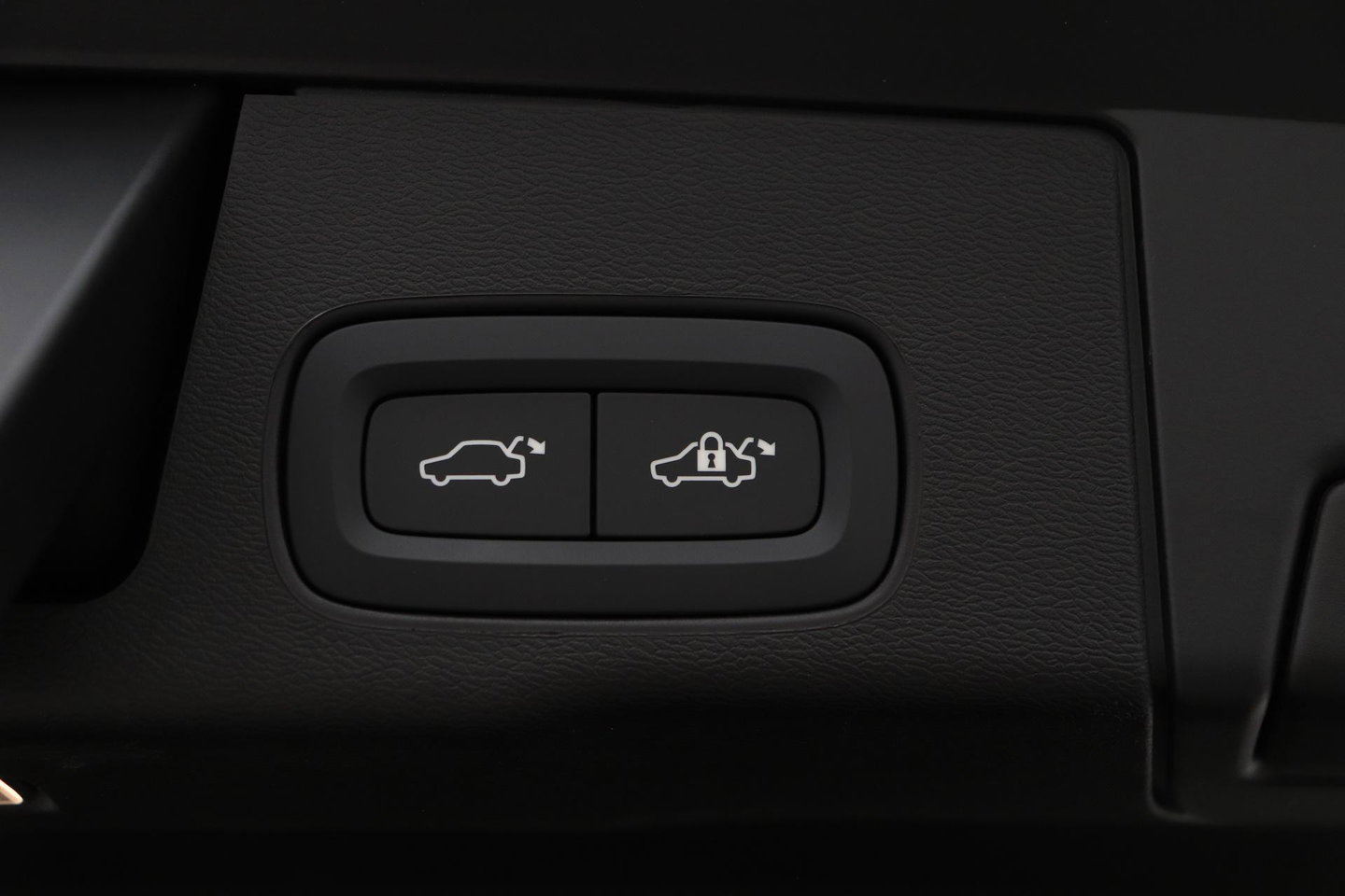 Volvo XC60 T6 Plus Black Edition | Harman/Kardon | Panoramadak | 360-camera | 21 Inch