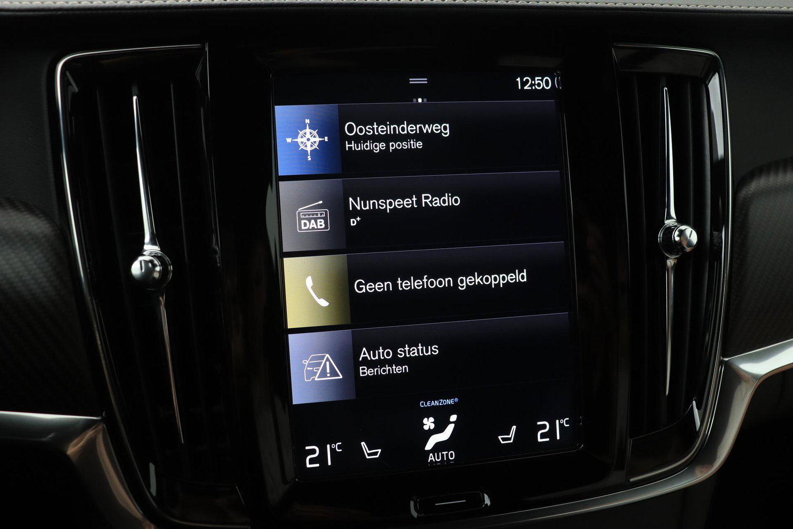 Volvo V90 T8 AWD R-Design | Luchtvering | Harman/Kardon | Trekhaak | 360° Camera | BLIS | Standkachel | 20 Inch | ACC