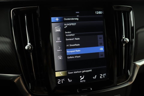 Volvo V90 T8 AWD R-Design | Luchtvering | Harman/Kardon | Trekhaak | 360° Camera | BLIS | Standkachel | 20 Inch | ACC