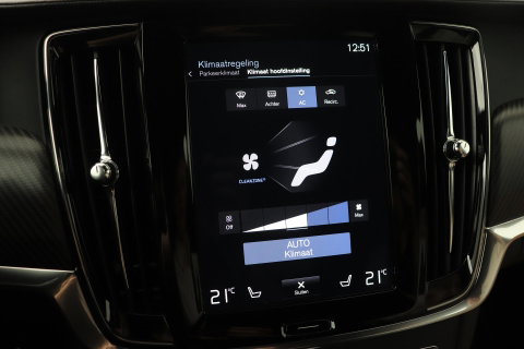 Volvo V90 T8 AWD R-Design | Luchtvering | Harman/Kardon | Trekhaak | 360° Camera | BLIS | Standkachel | 20 Inch | ACC
