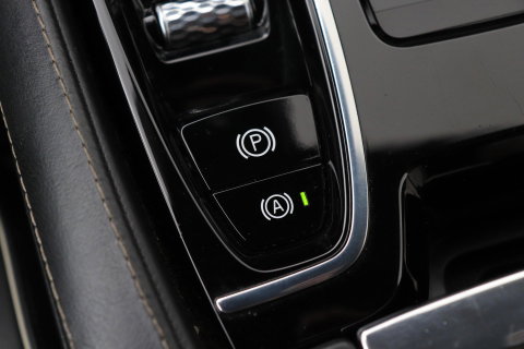 Volvo V90 T8 AWD R-Design | Luchtvering | Harman/Kardon | Trekhaak | 360° Camera | BLIS | Standkachel | 20 Inch | ACC