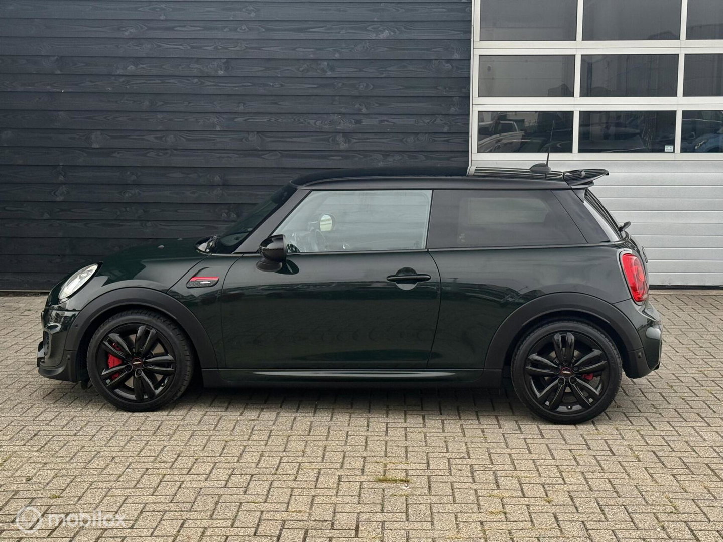 MINI 3-Deurs 2.0 John Cooper Works Chili | Automaat | LED | 231 PK