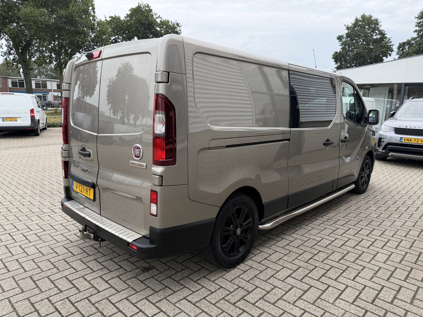 Fiat Talento 1.6 MJ EcoJet 125pk L2H1 DC 5 persoons SX / vaste prijs rijklaar € 15.950 ex btw / lease vanaf € 269 / euro 6 / bpm vrij / airco / cruise / navigatie / trekhaak / camera !