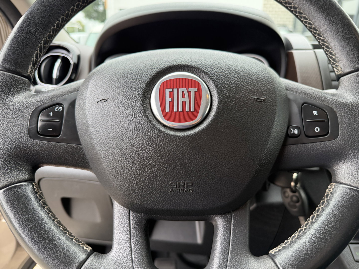 Fiat Talento 1.6 MJ EcoJet 125pk L2H1 DC 5 persoons SX / vaste prijs rijklaar € 15.950 ex btw / lease vanaf € 269 / euro 6 / bpm vrij / airco / cruise / navigatie / trekhaak / camera !