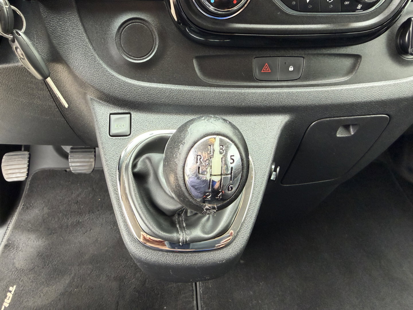 Fiat Talento 1.6 MJ EcoJet 125pk L2H1 DC 5 persoons SX / vaste prijs rijklaar € 15.950 ex btw / lease vanaf € 269 / euro 6 / bpm vrij / airco / cruise / navigatie / trekhaak / camera !