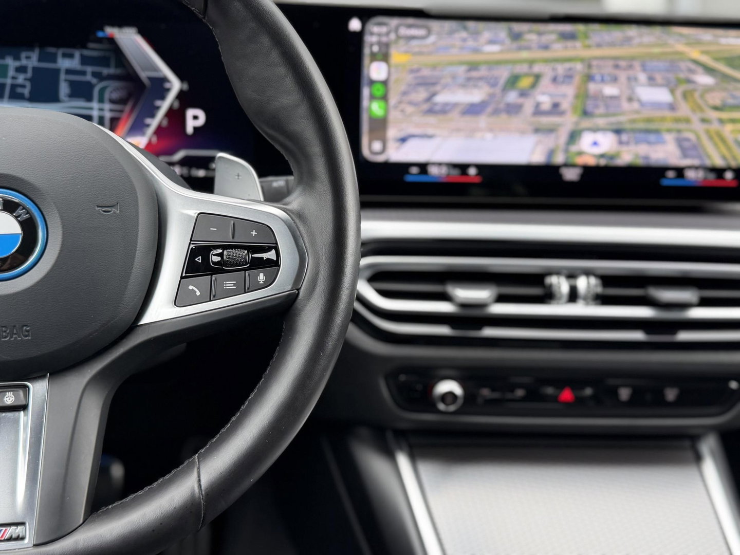 BMW 3 Serie Touring 330e xDrive M-Sport Pro |Pano|Driving Ass Prof|Innovation|360Cam|19"|