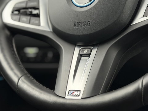 BMW 3 Serie Touring 330e xDrive M-Sport Pro |Pano|Driving Ass Prof|Innovation|360Cam|19"|