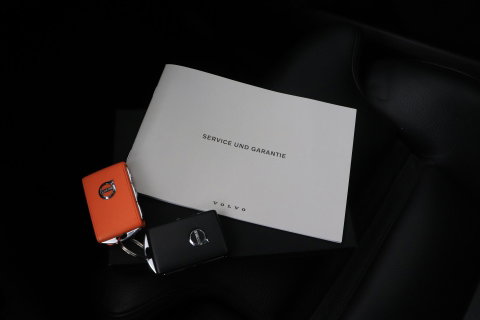 Volvo XC90 T8 Ultimate Bright | Trekhaak | Bowers & Wilkins | 22 inch | Panoramadak