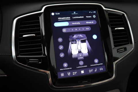 Volvo XC90 T8 Ultimate Bright | Trekhaak | Bowers & Wilkins | 22 inch | Panoramadak